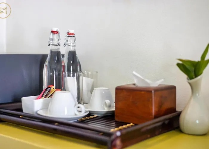 Hotel Hak Huot 4*