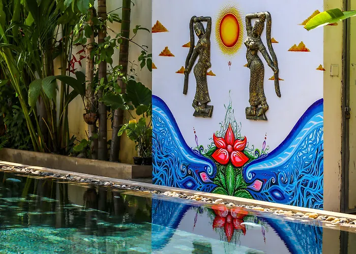 Hotel Hak Huot 4*